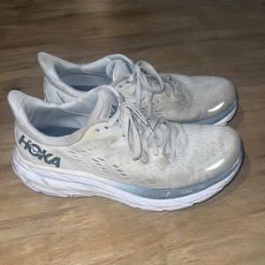 Hoka Clifton 8 Size 8 Good Condition. Great Running Shoe